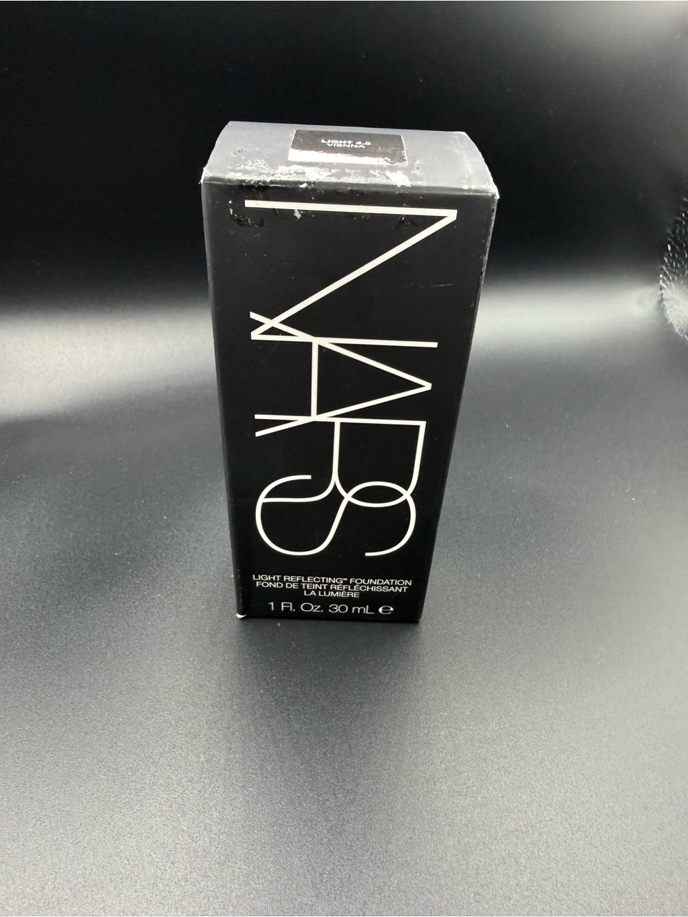 NARS Light Reflecting Foundation - shade LIGHT 4.5 Vienna - Brand New-